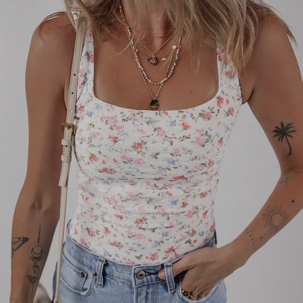 153 - Floral Print Women's Bodysuit